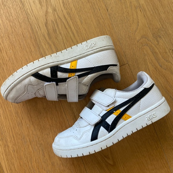 Asics Japan S PS (White + Black) size 2.5 big kid - Picture 3 of 6